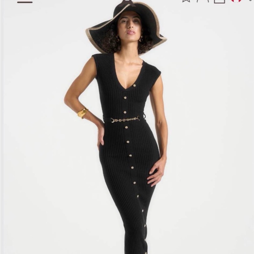 Black Ribbed Button-Front V-Neck Maxi Dress - Picture 3 of 8